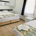 Hotel Lotus Line *