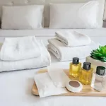 Hotel Lotus Line *
