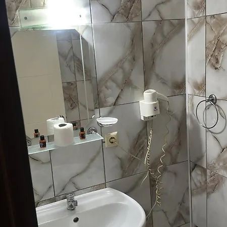 Otel Lotus Line *