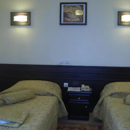 Szálloda Lotus Line *