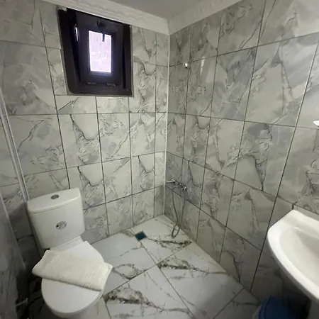 Lotus Line Otel *